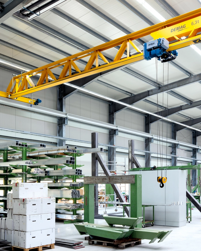 Brückenkran in Industriehalle